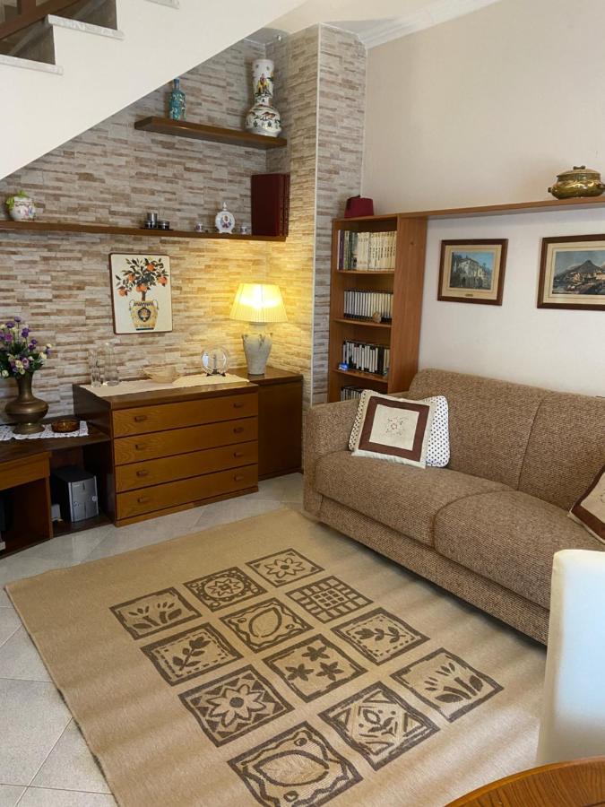 Residenza Antico Borgo Del Pozzo Aparthotel Tramonti Bagian luar foto